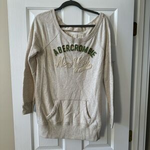 Abercrombie & Fitch Beige Sweater with Green Accents